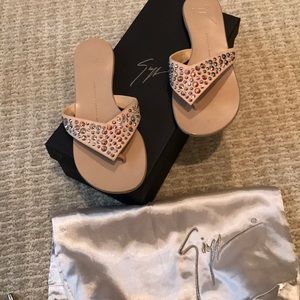 GIUSEPPE ZANOTTI SANDAL.  Size 6.